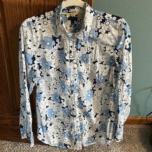 Button down long sleeve blouse